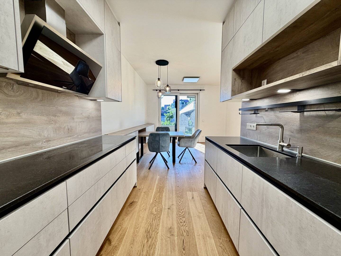 Small Residential Jewel. Big Sense of Living. One Apartment, Many Possibilities Very Close to Millstätter See