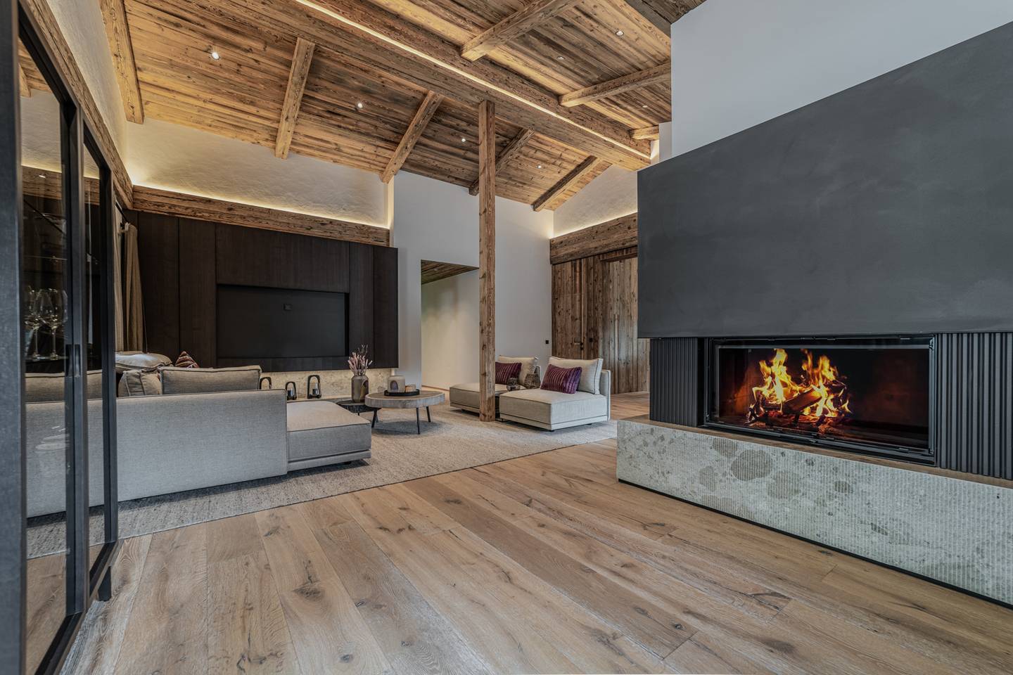 Holiday apartment with mountain panorama and sauna