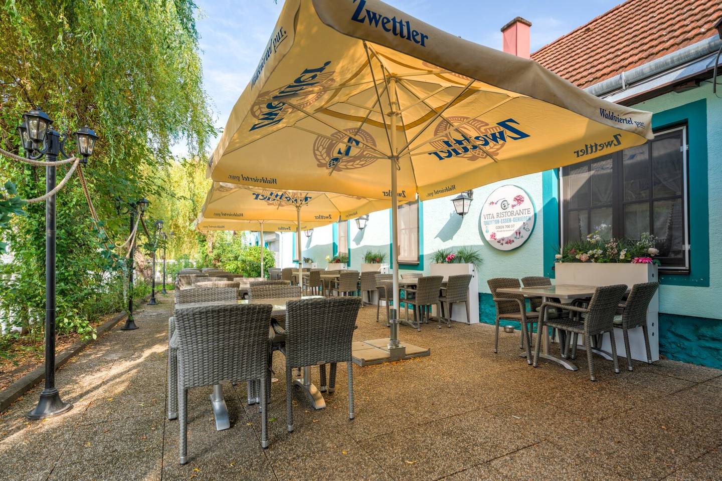 Established Pizzeria with Guest Rooms in Peygarten-Ottenstein ongoing business