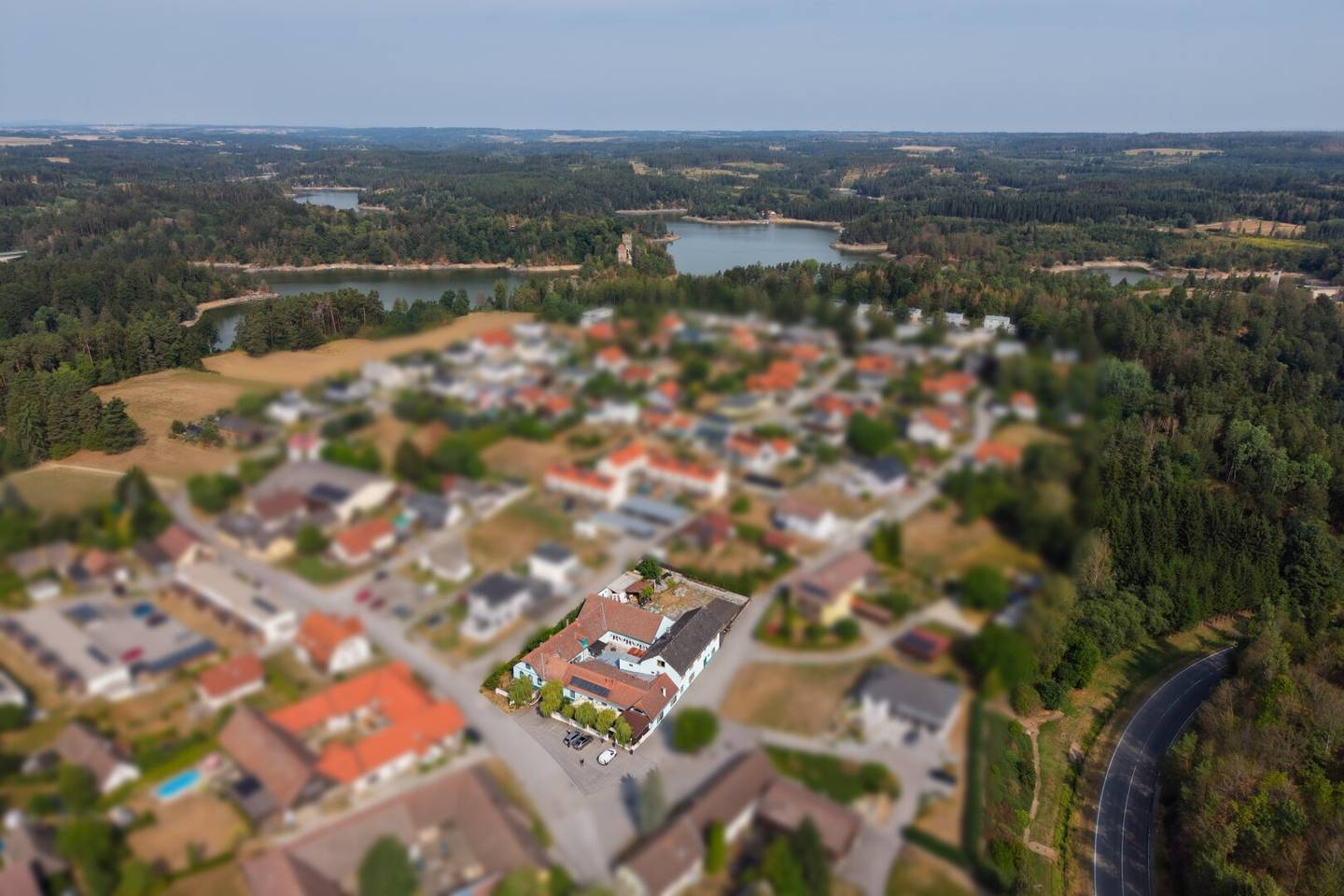 Versatile commercial property Gastronomy, Accommodation, Residential areas