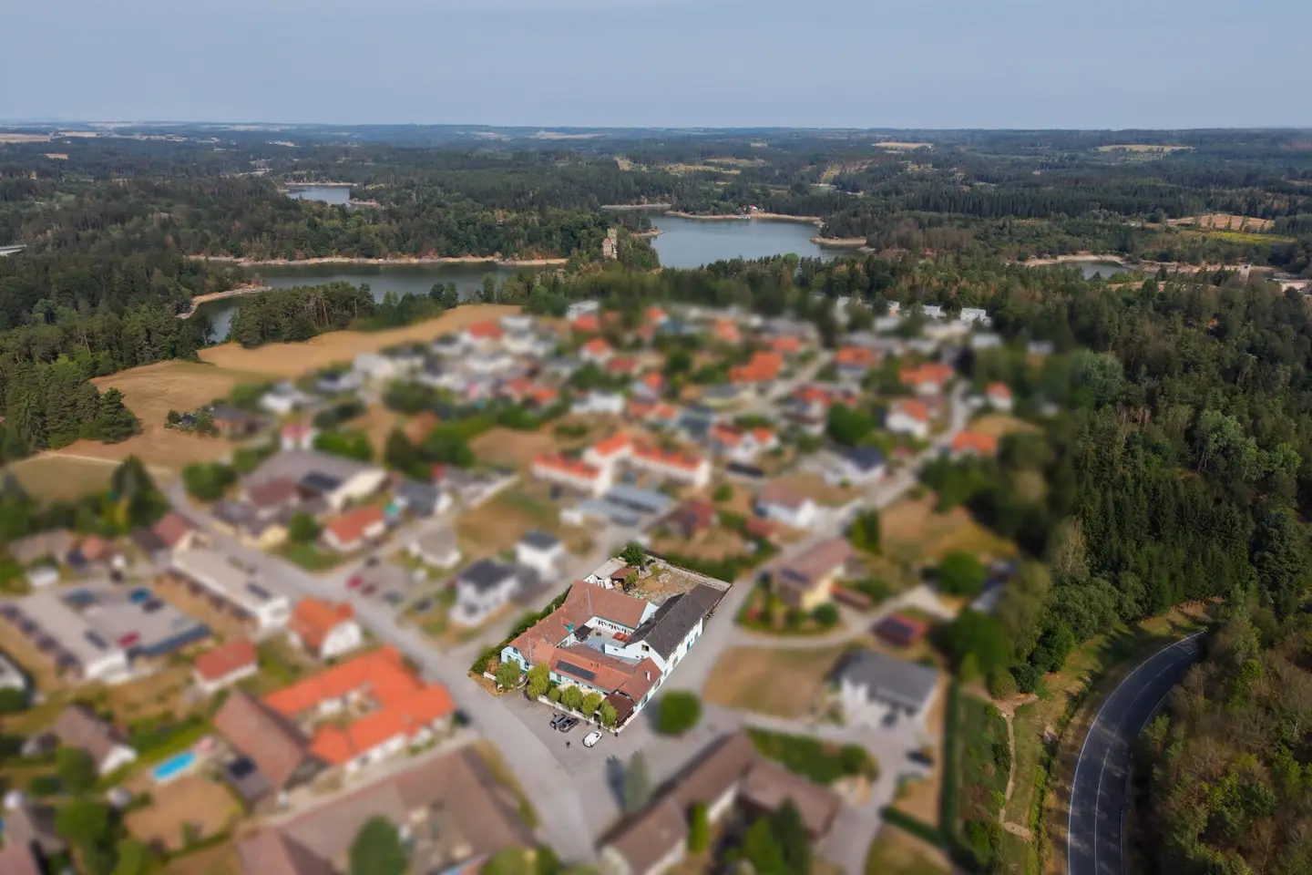 Versatile commercial property Gastronomy, Accommodation, Residential areas