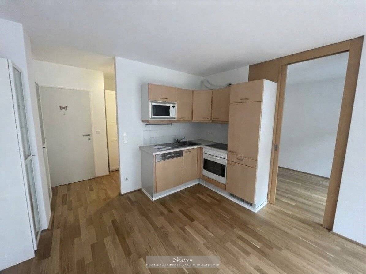 INVESTOR HIT - VACANT 2-ROOM APARTMENT WITH GARDEN TERRACE AND GARAGE IN QUIET COURTYARD LOCATION