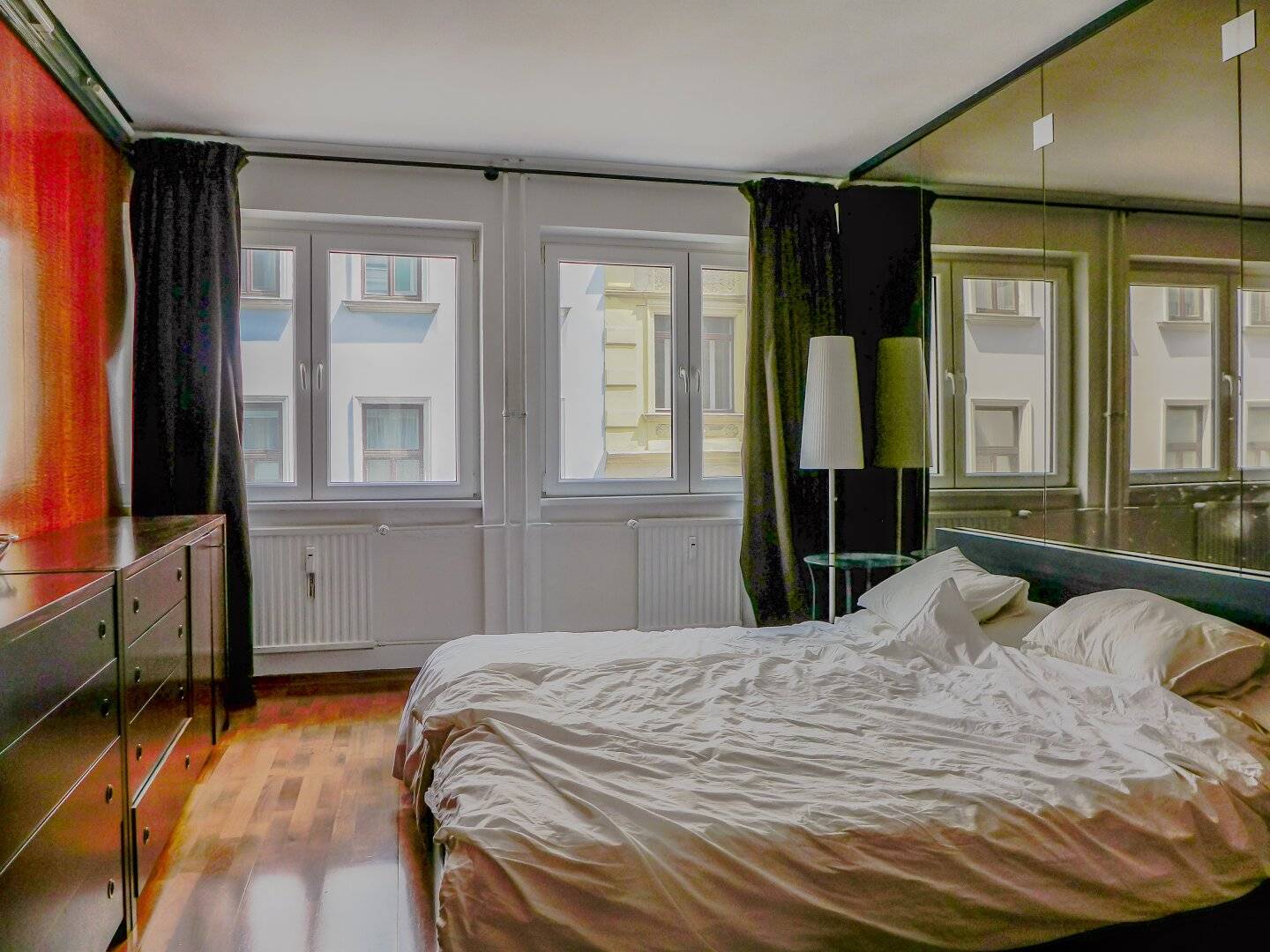 Modern 2 room apartment in 1080 Vienna - Bright 2-room apartment with optional garage parking space