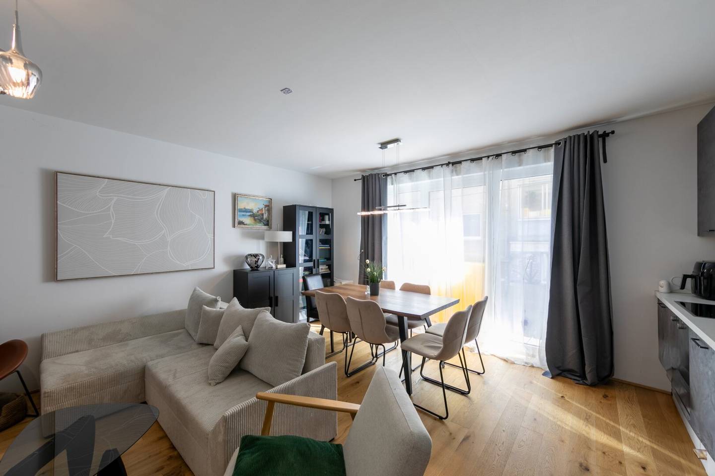 Modern new-build apartment: 2 rooms near the subway I Perfect for investors