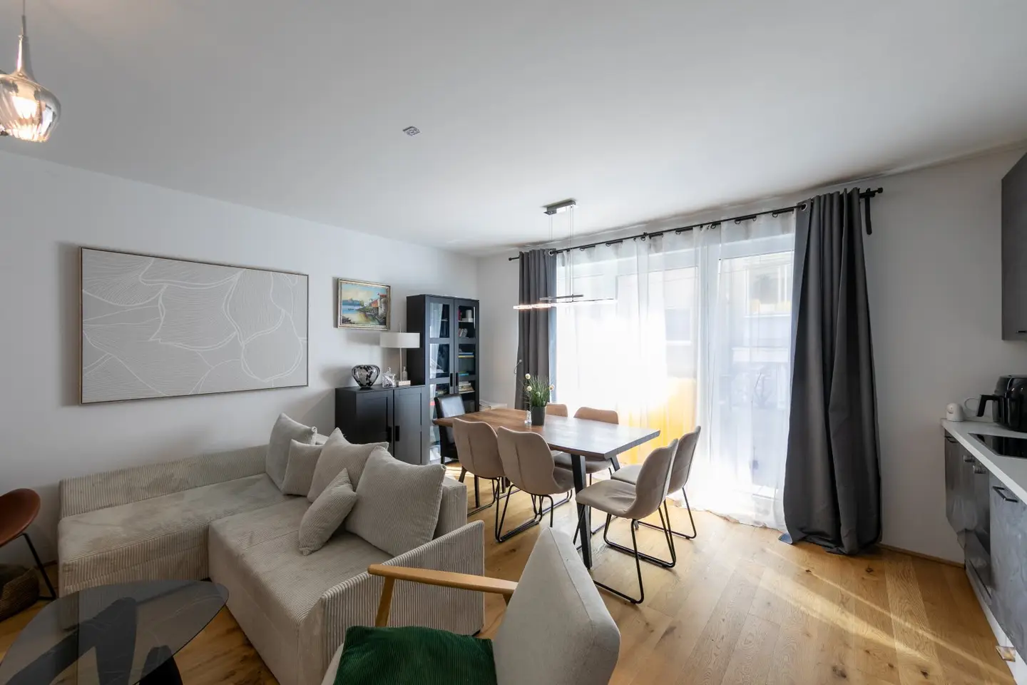 Modern new-build apartment: 2 rooms near the subway I Perfect for investors