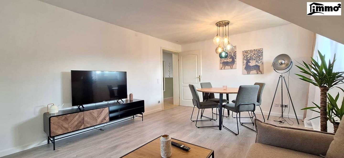 Fully furnished apartment with garden and mountain panorama