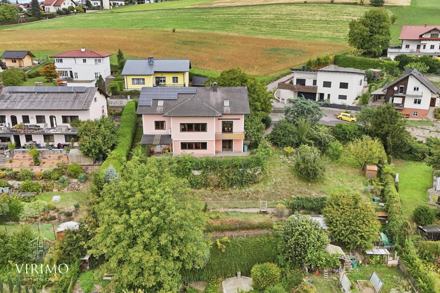 Spacious detached house in St. Georgen an der Gusen with magnificent distant view, large plot and versatile living space