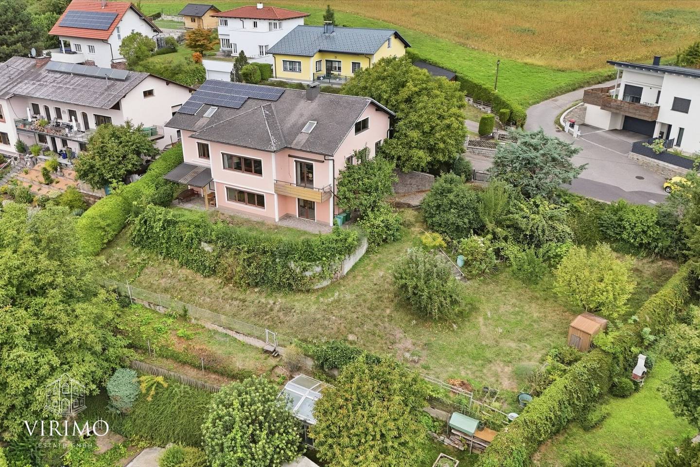 Spacious detached house in St. Georgen an der Gusen with magnificent distant view, large plot and versatile living space