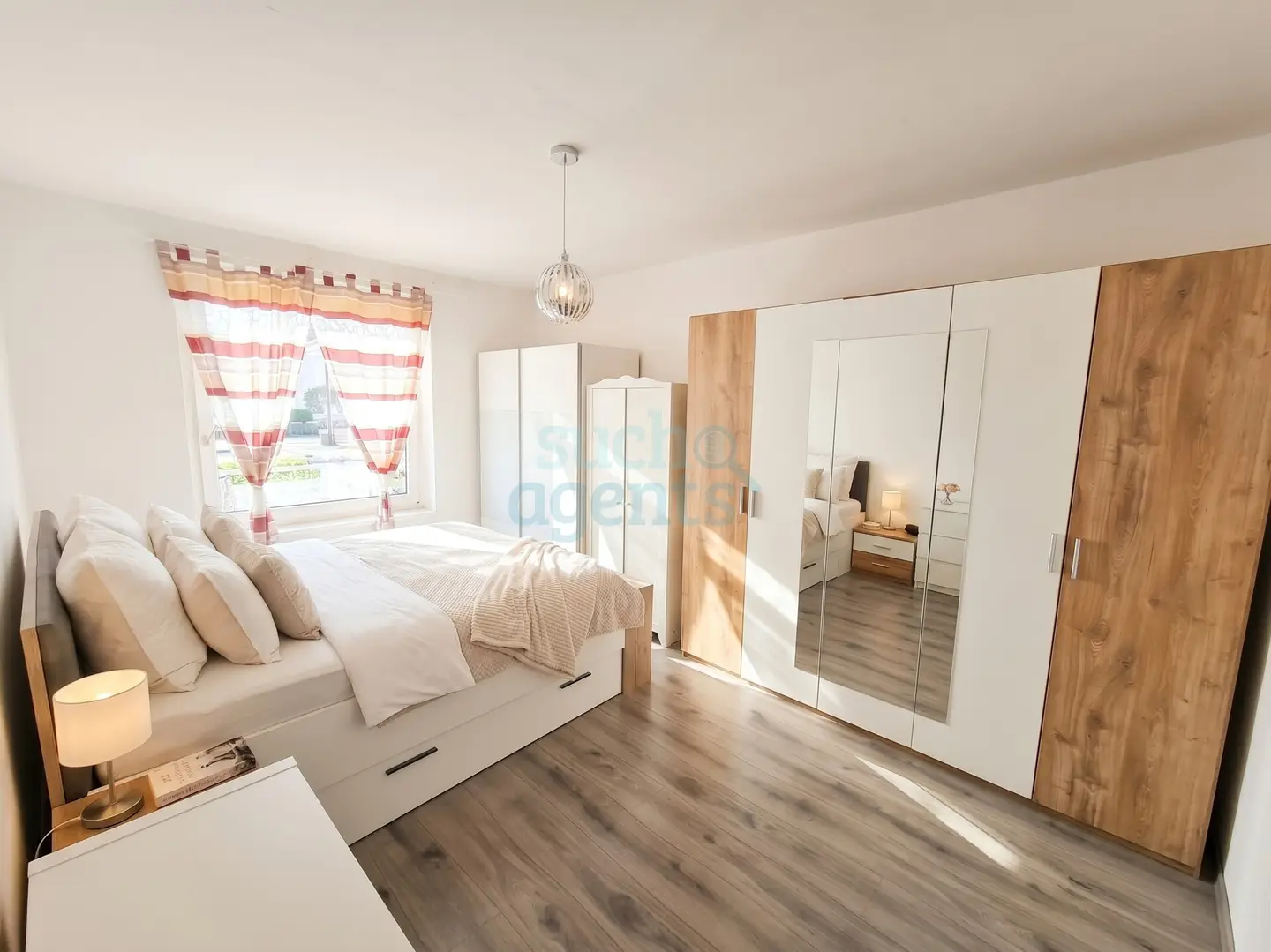 Bright apartment with south facing loggia and lift near Wasserwald