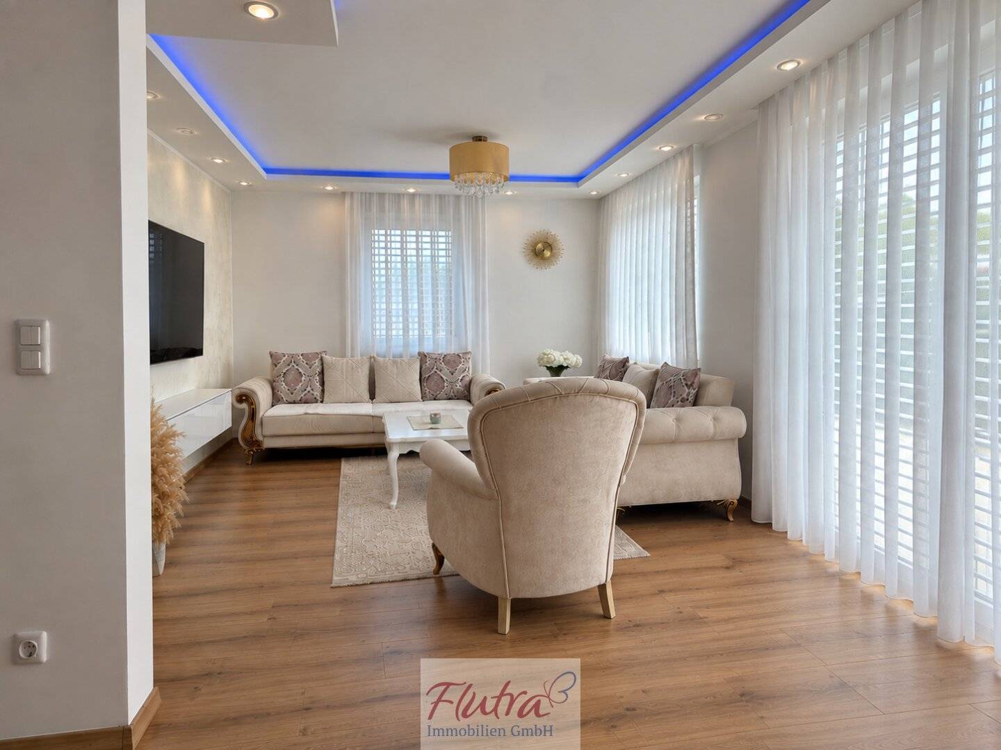 Nearly new 3-room condominium in Eferding with terrace, garage and parking space