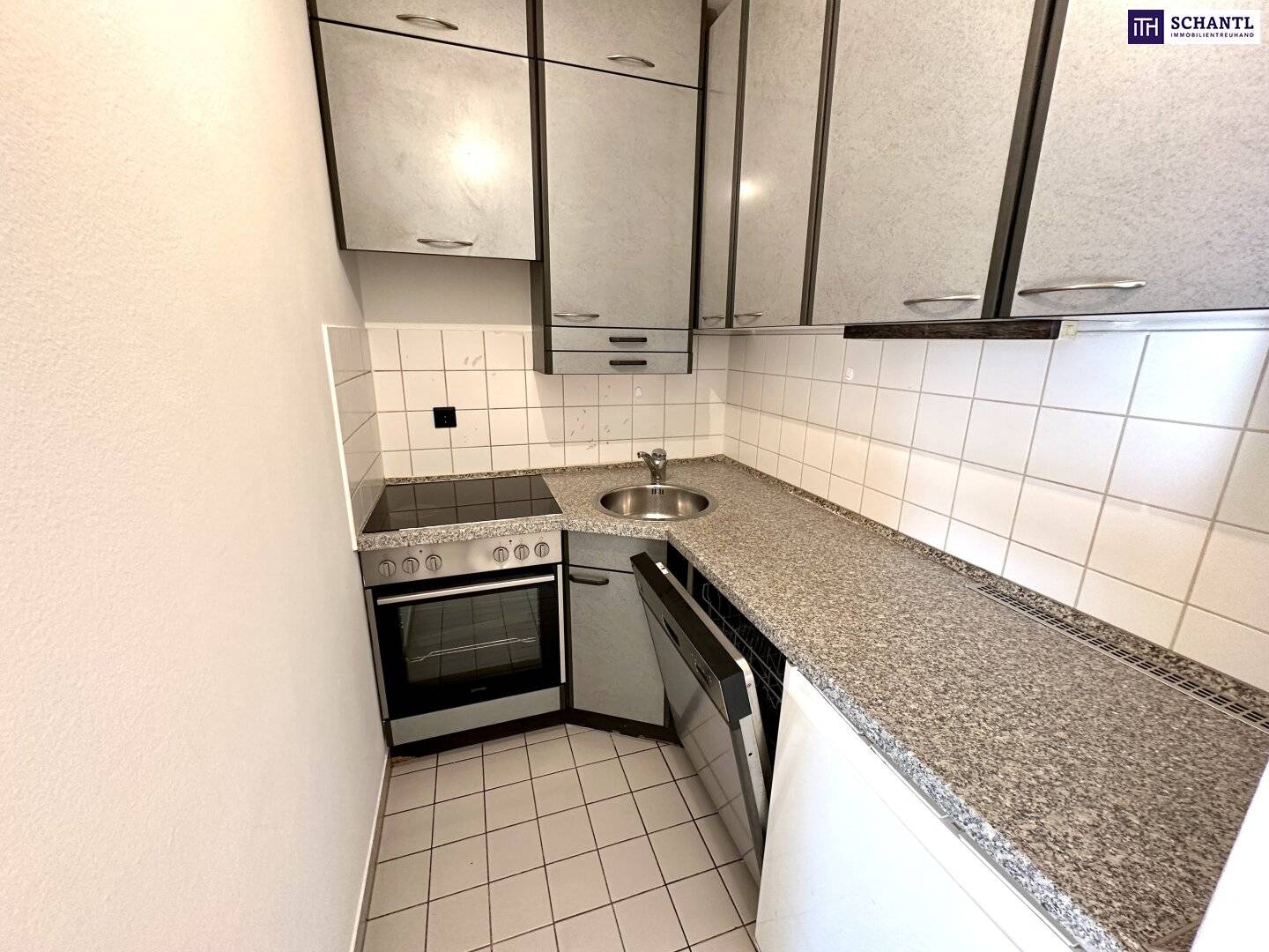 Cool 2-room apartment in a quiet location with excellent transport connections View now
