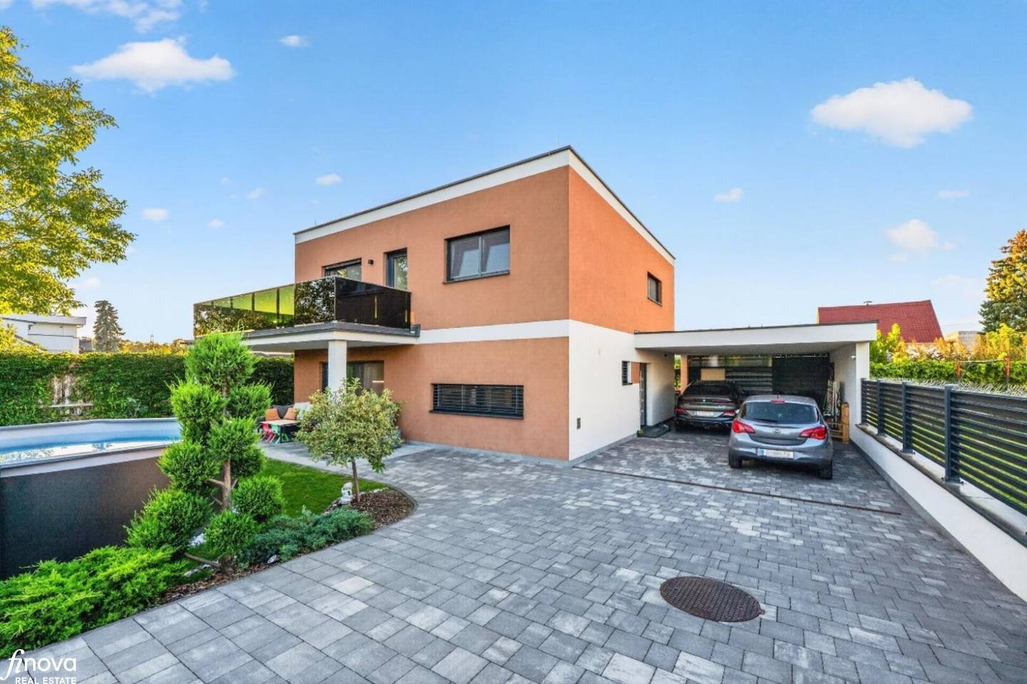 Exclusive single-family house in Graz, peace, privacy and urban comfort