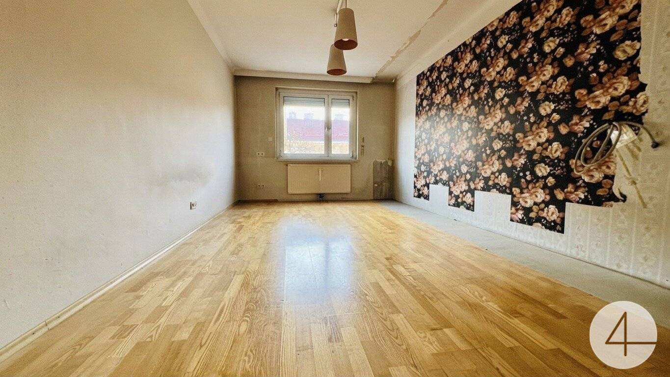 digital offer procedure, 300m to U1, 4-room apartment, development potential, 16 minutes to Stephansplatz, top infrastructure