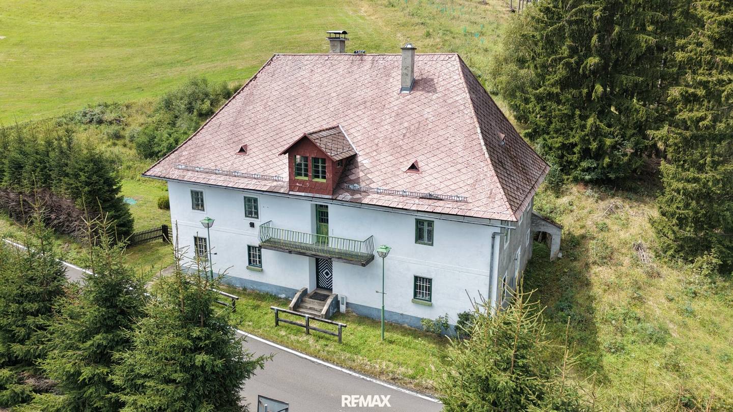 Historic country house in a secluded location