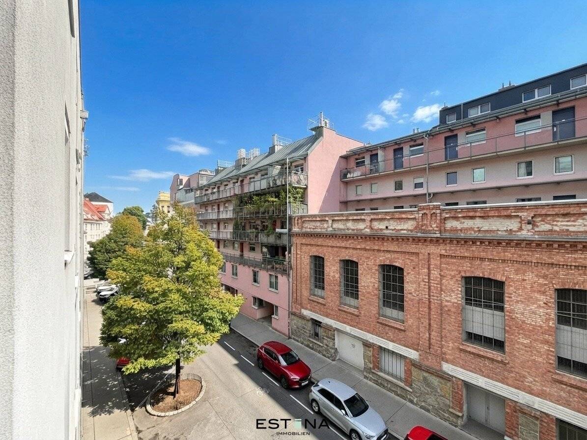Modern 2-room apartment in sought-after location of the 18th district