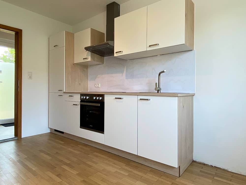 Wohnung with large garden and two separate living areas