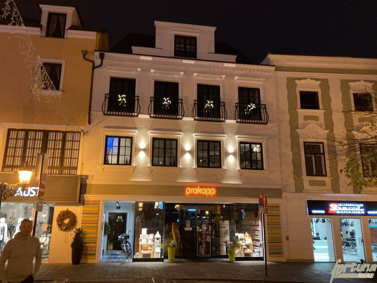 Luxurious townhouse at the main square in Tulln an der Donau