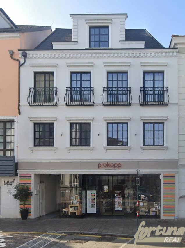 Luxurious townhouse at the main square in Tulln an der Donau