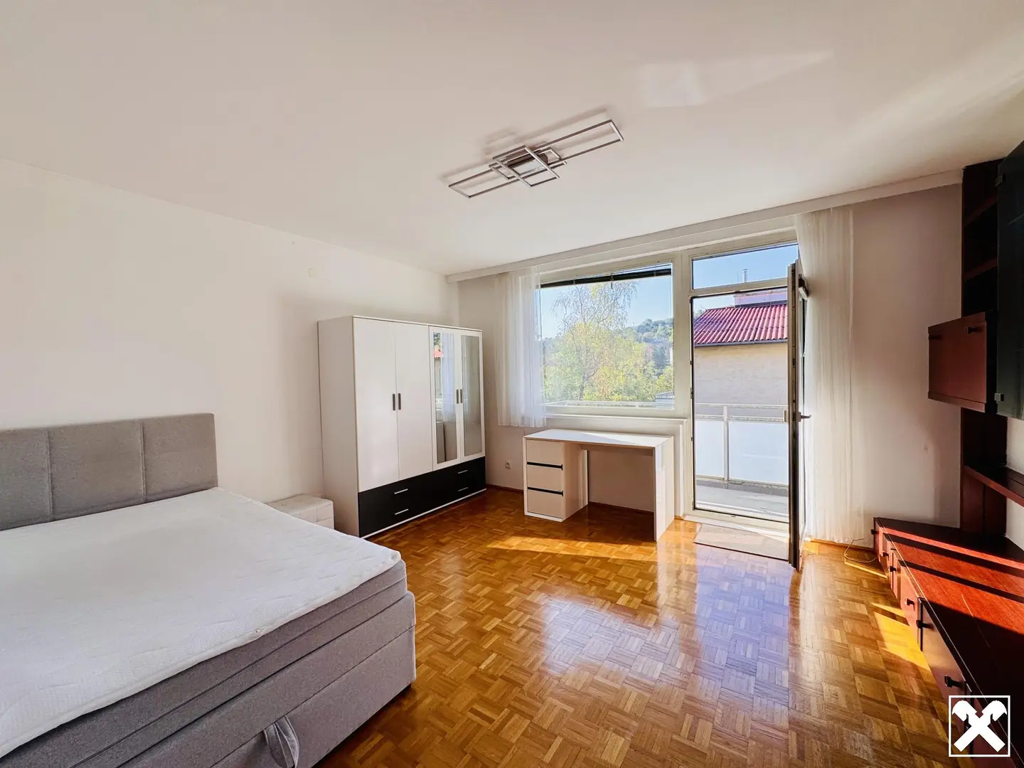 Sonnige Wohnung mit Balkon in grüner Ruhelage