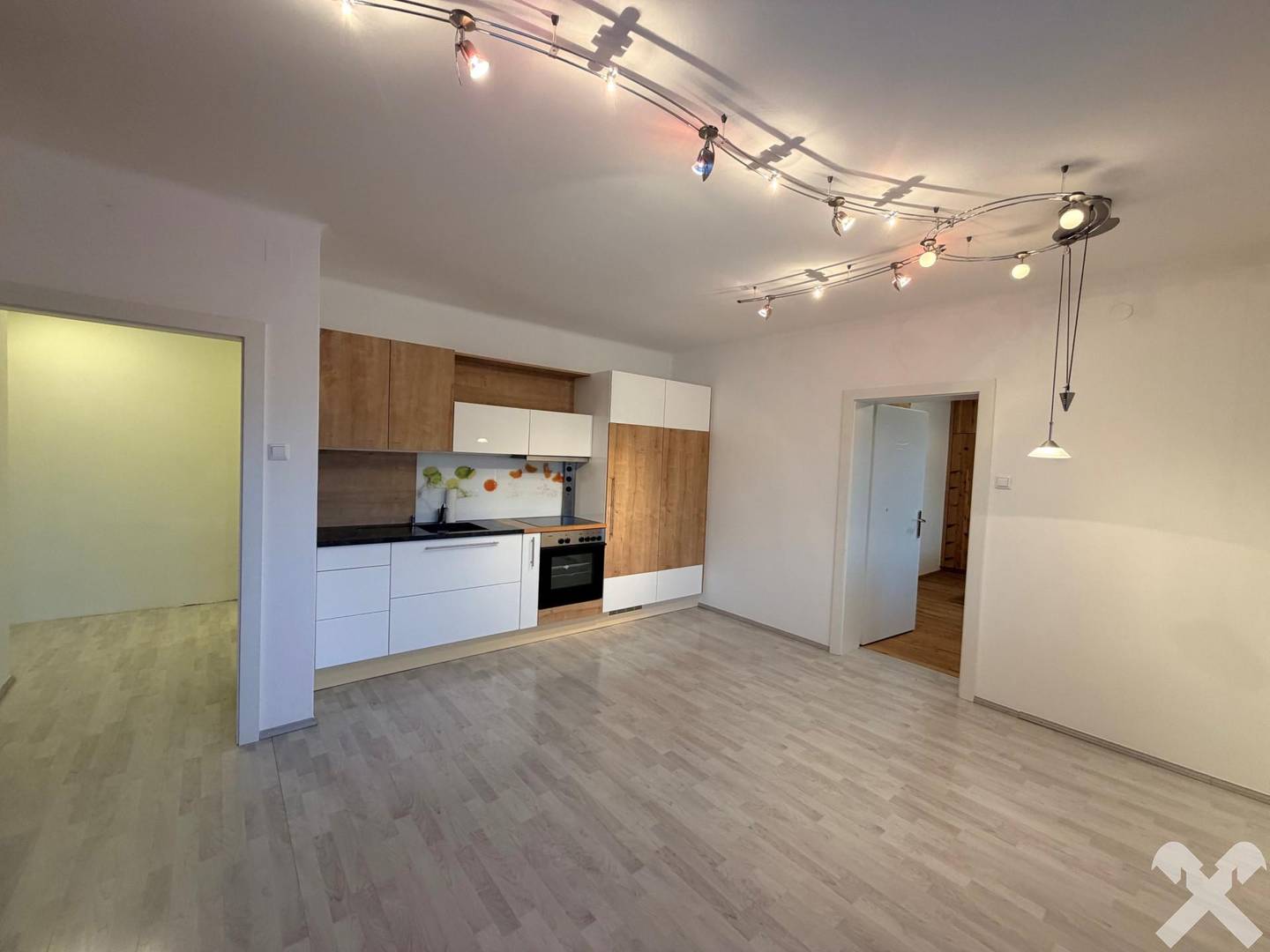 Lichtdurchflutete Wohnung mit Südbalkon und Grünblick
