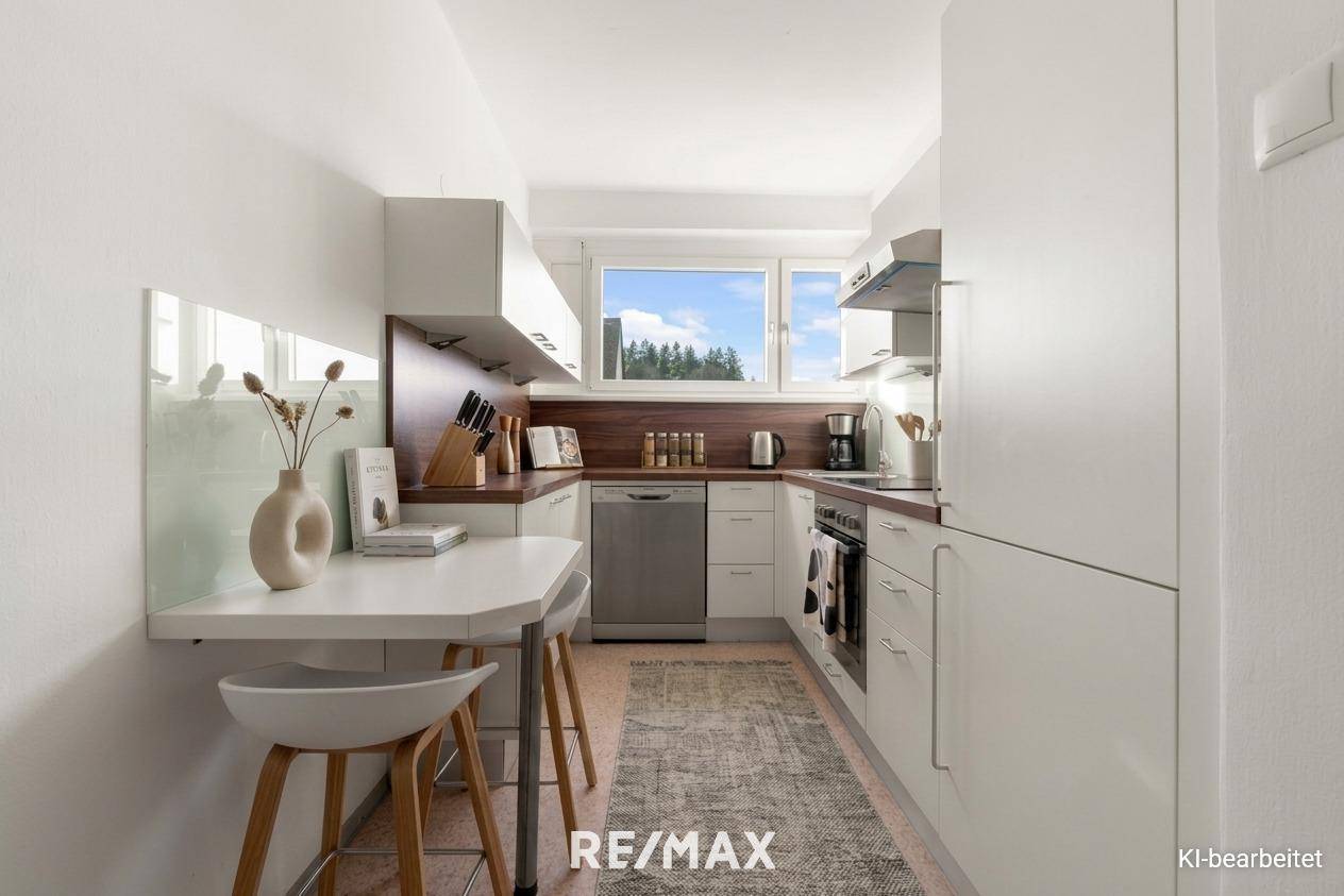 Bright apartment with loggia near Kreuzbergl