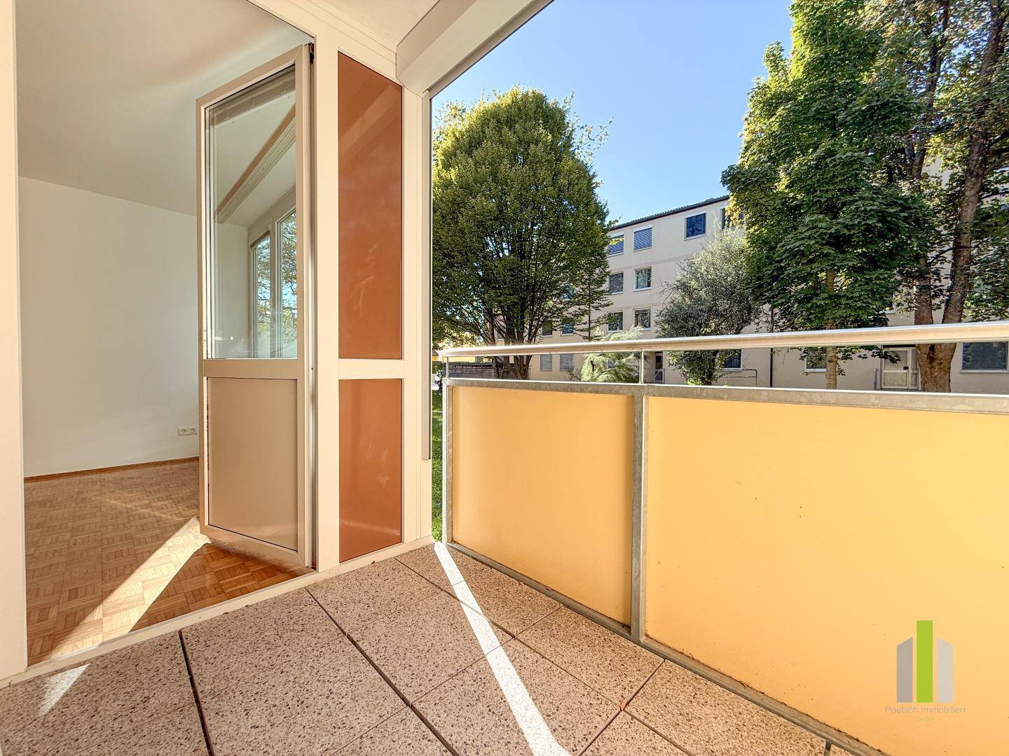 Helle Wohnung mit Loggia nahe Universität