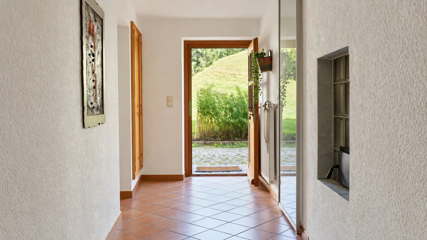 Raum, Ruhe und Natur pur – Ein Familienhaus mit eigener Sauna und großem Grundstück