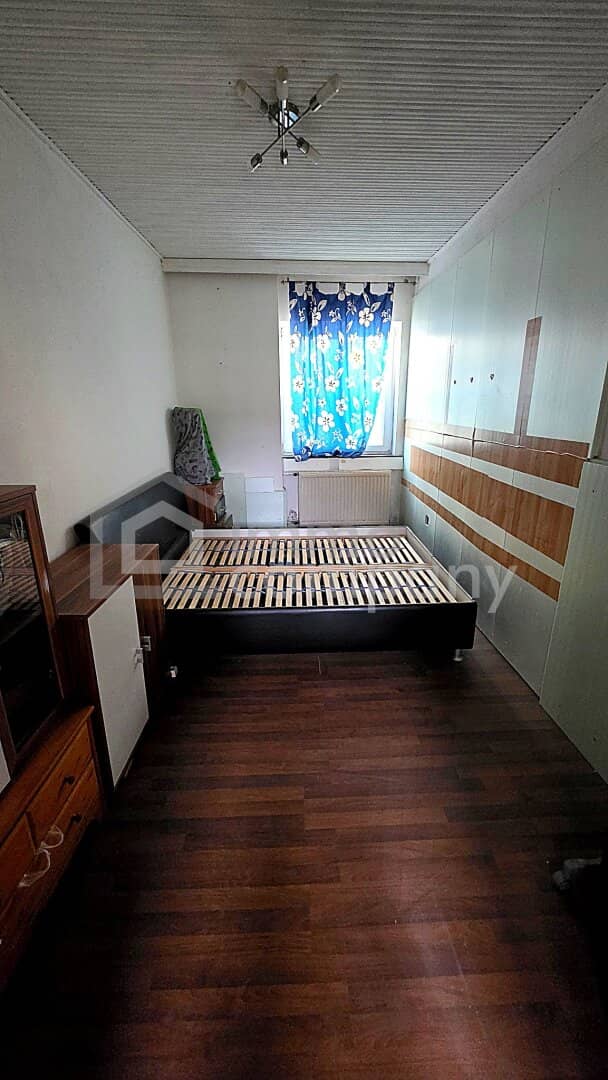 Realize a home Convert former restaurant including apartment with XXL cellar