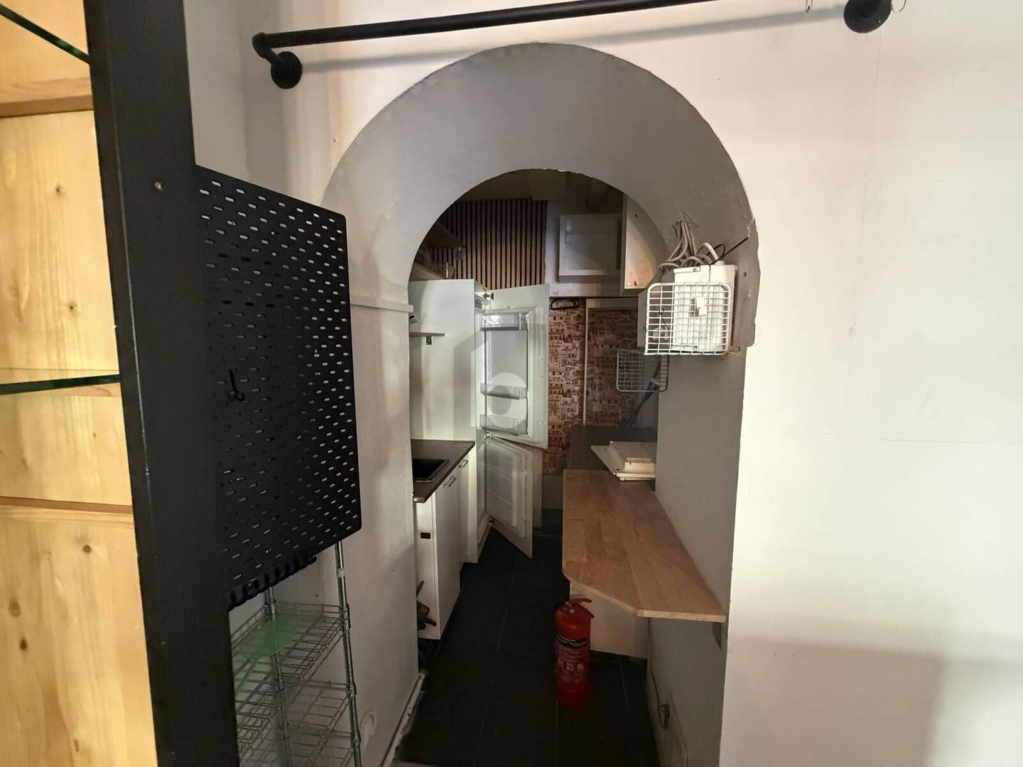 Investment apartment in university quarter with strong footfall and tenant prospect