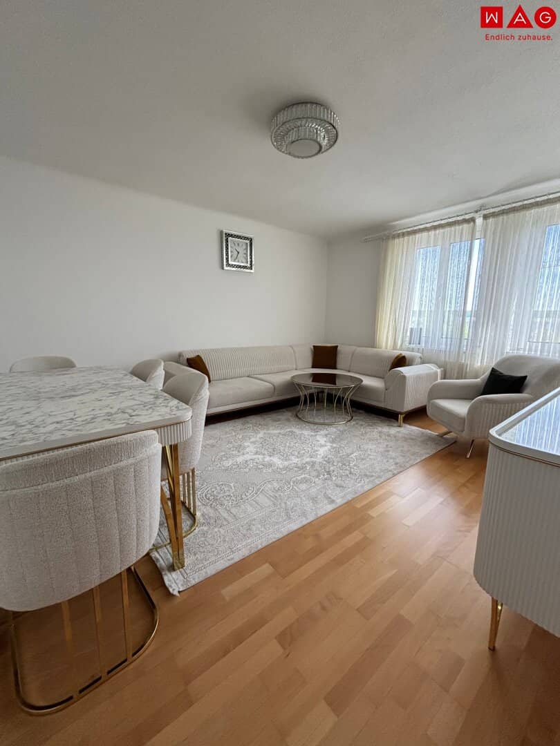 Well laid-out 2-room apartment on the top floor with elevator in Wels-Vogelweide! Open-ended tenancy! Available from 01.12.2026