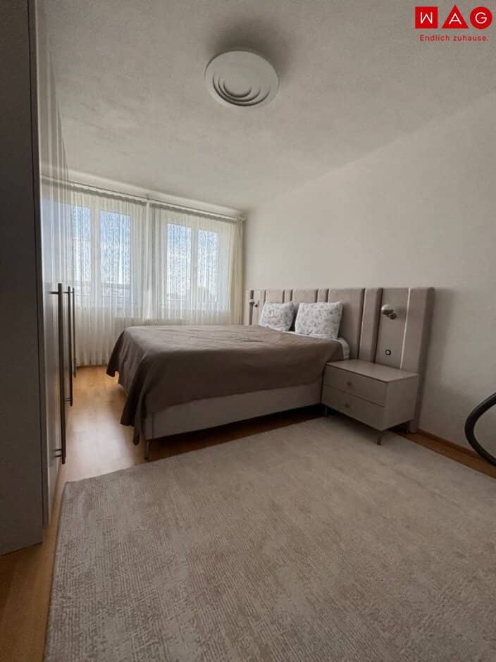 Well laid-out 2-room apartment on the top floor with elevator in Wels-Vogelweide! Open-ended tenancy! Available from 01.12.2026