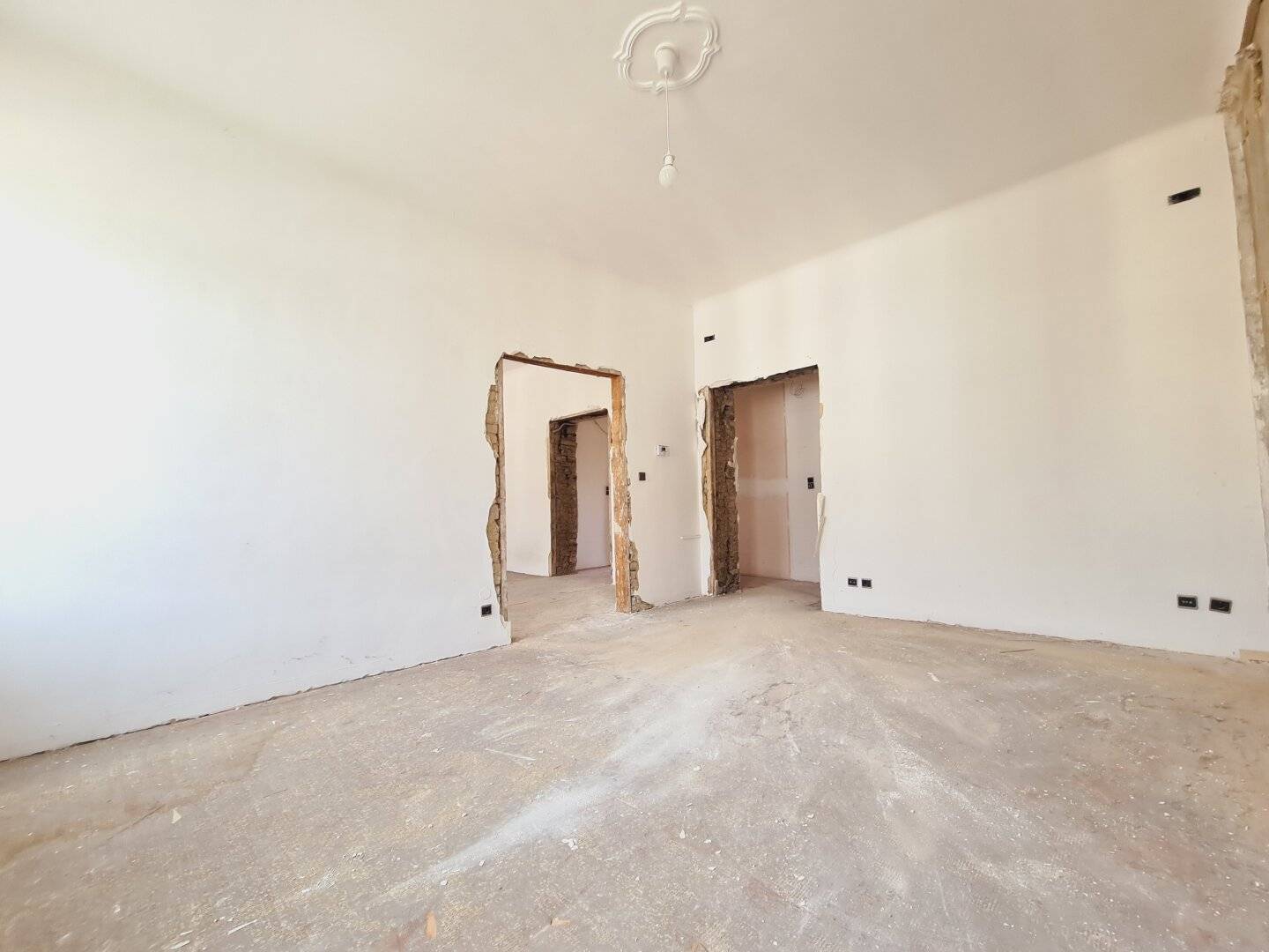 Renovation dream with approved balcony | Air source heat pump possible