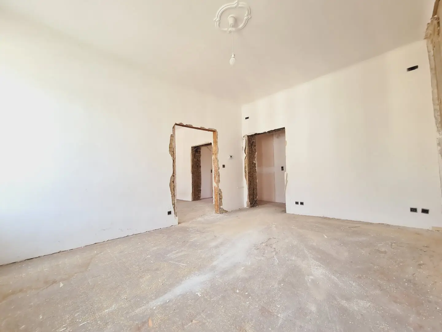 Renovation dream with approved balcony | Air source heat pump possible