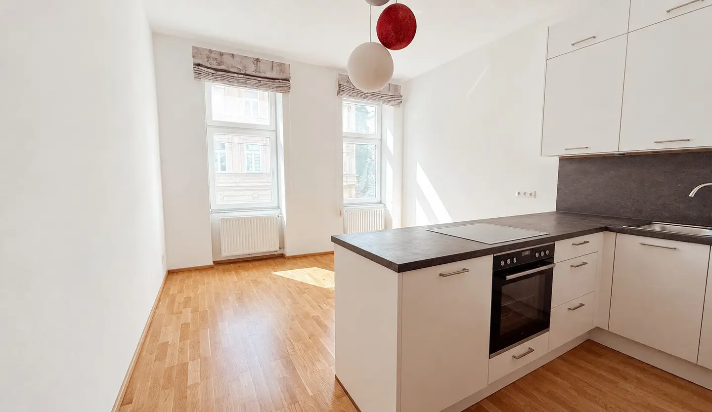 Smart living on small space – Bright studio with charm
