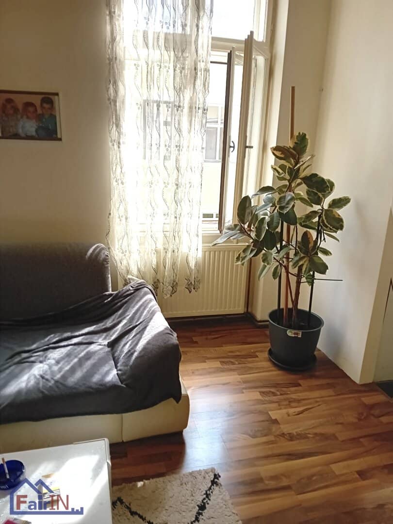 GOOD LOCATION 2-room condominium in central location of the 6th district – near subway