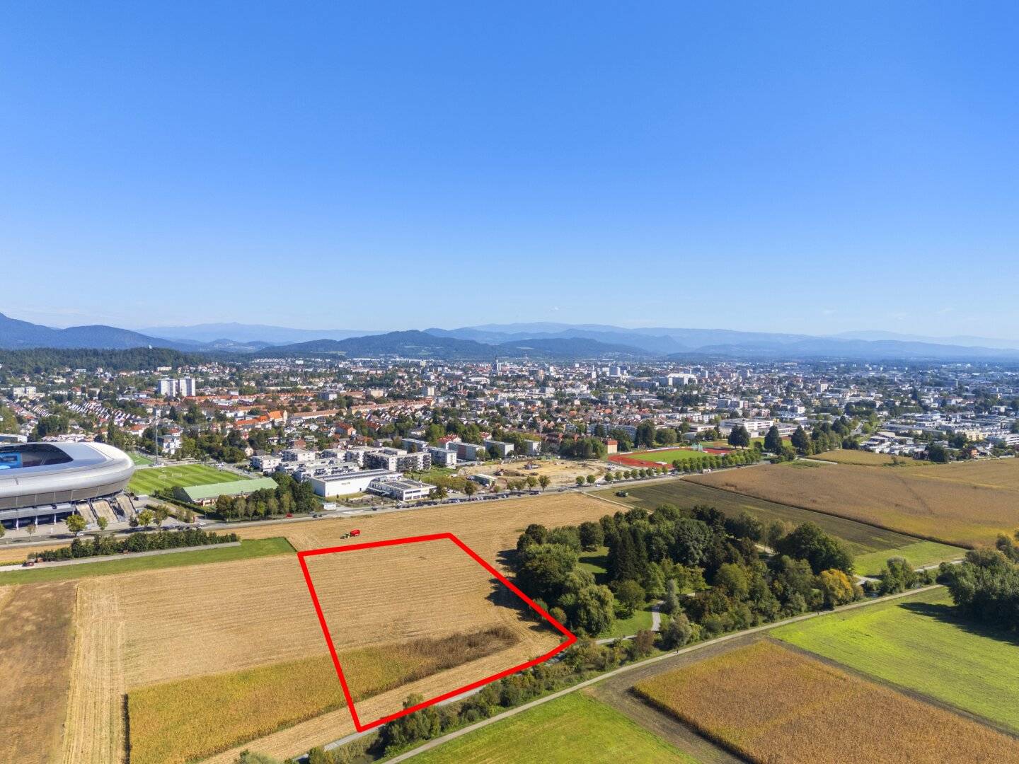 Agricultural land with 15,000m² in Waidmannsdorf - Near Football Stadium