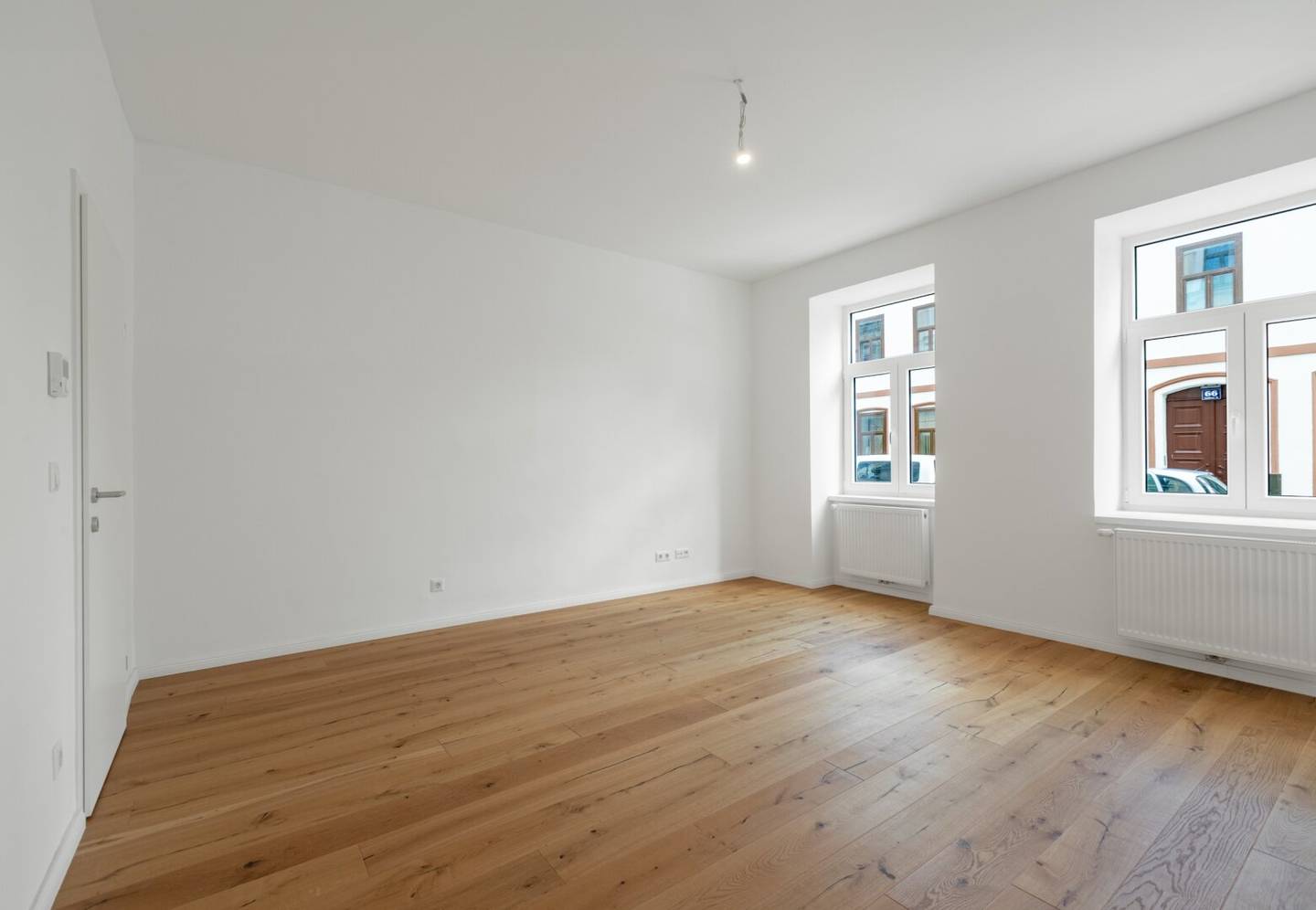 Old building bargain First occupancy after renovation with garden option € 199,000