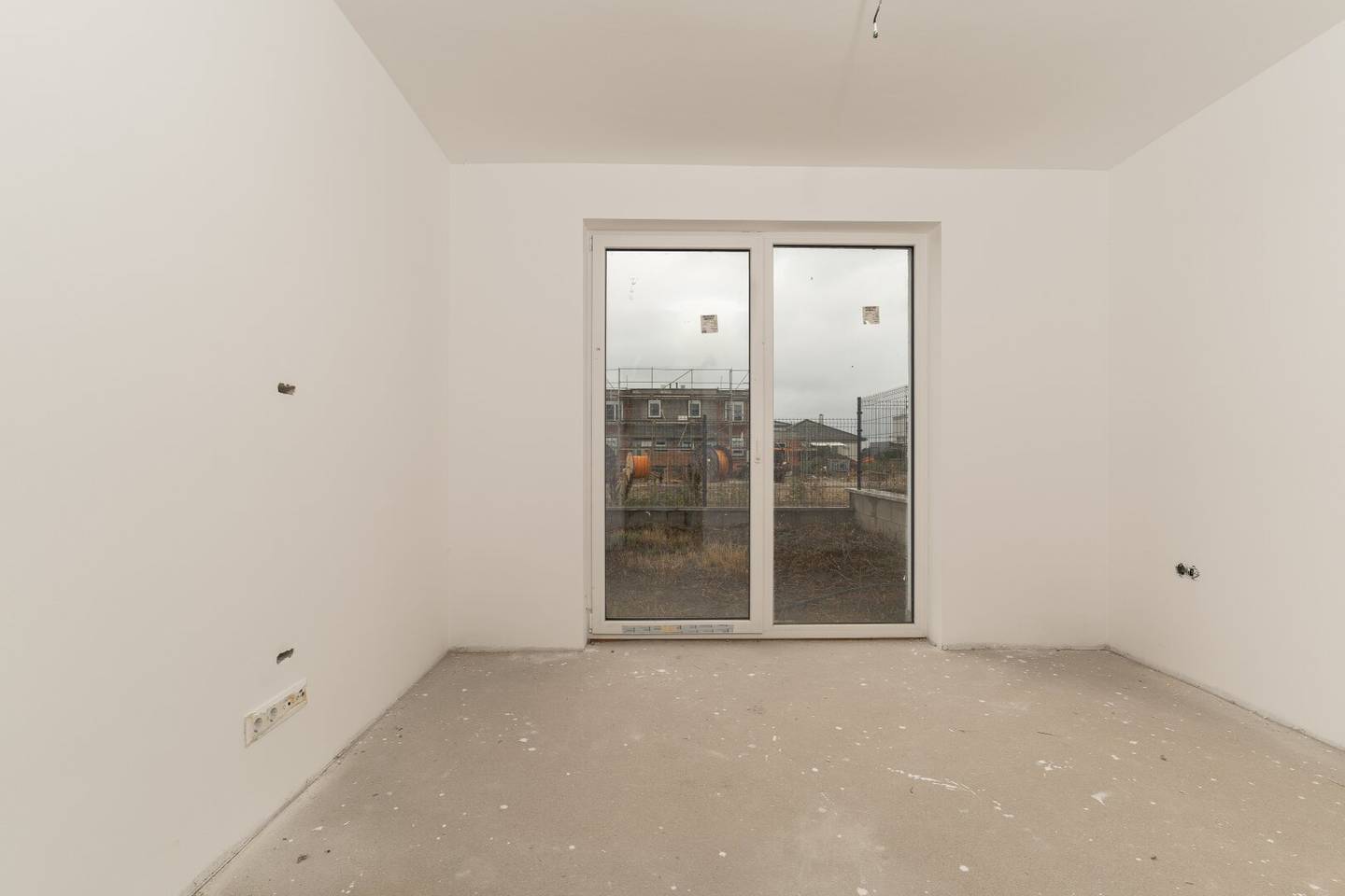 First occupancy, modern semi-detached house in Potzneusiedl