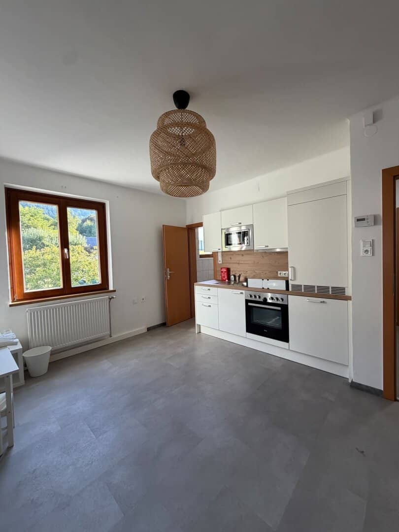 Renovated condominium with south-facing balcony on the 1st floor