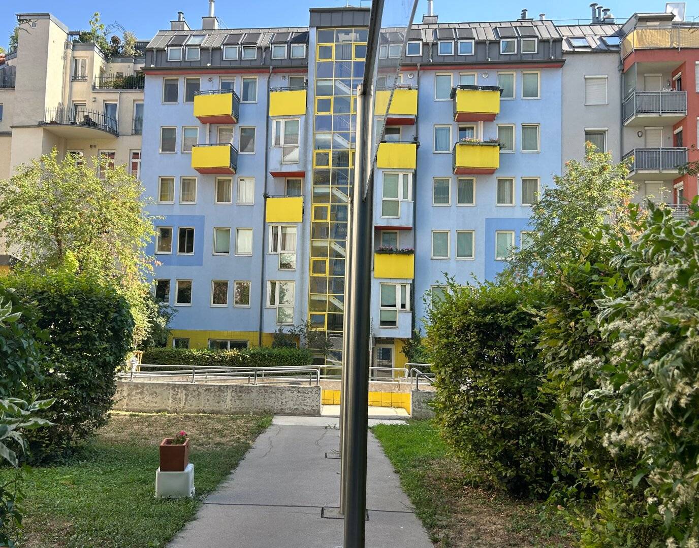 +++Möblierte Eigentumswohnung in Mariahilf – 49 m² in zentraler Lage+++