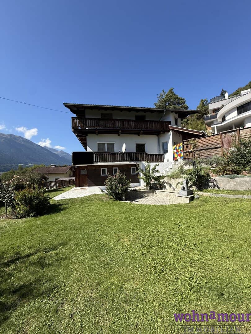 Viel Platz für die ganze Familie – Einfamilienhaus mit Garten und Weitblick