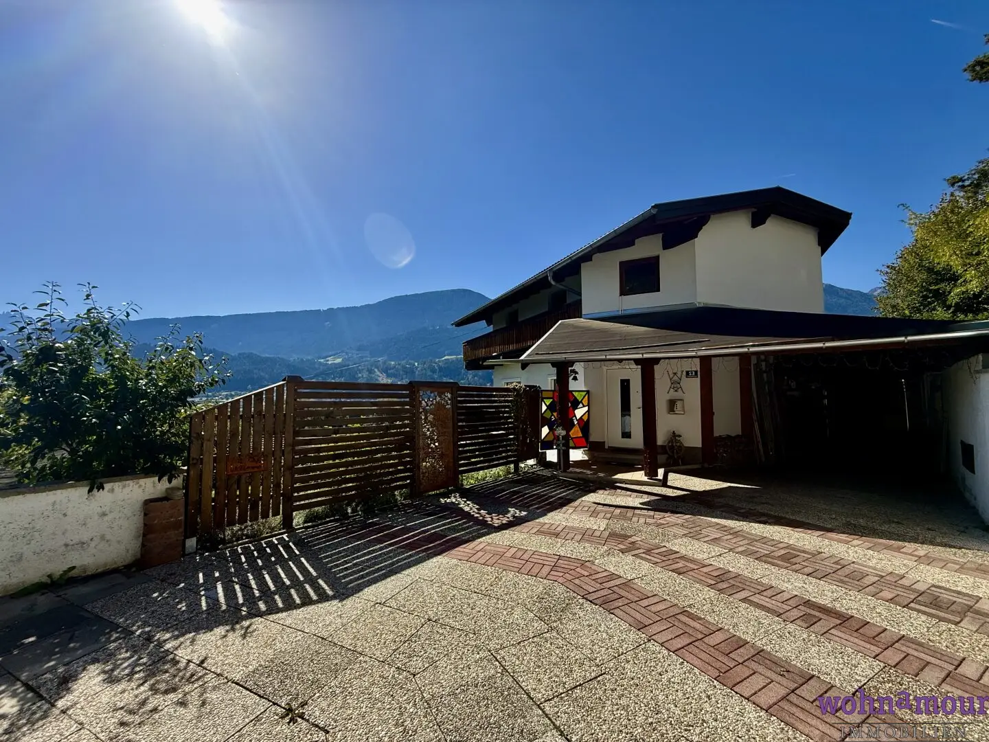 Viel Platz für die ganze Familie – Einfamilienhaus mit Garten und Weitblick