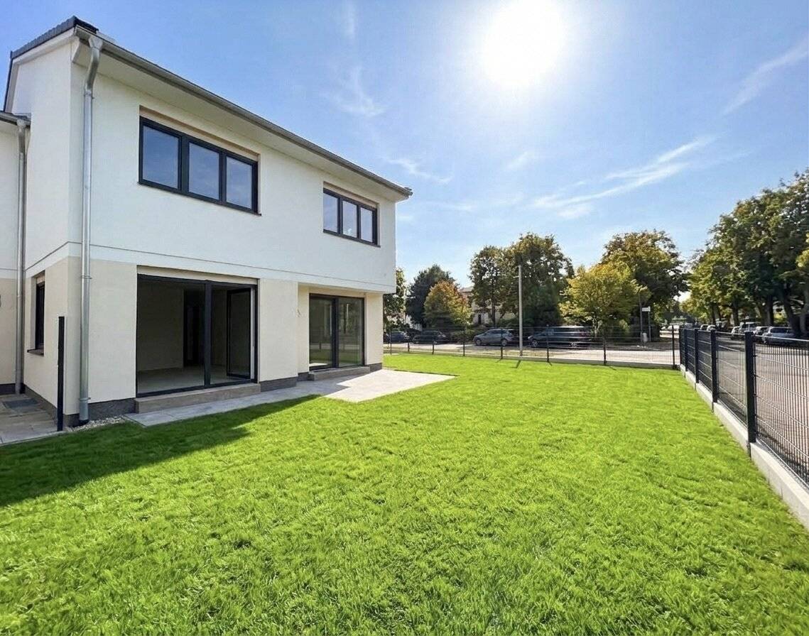 Auf Eigengrund in der Schwarzlackenau - ca. 128m2 Garten - Provisionsfrei für den Käufer!