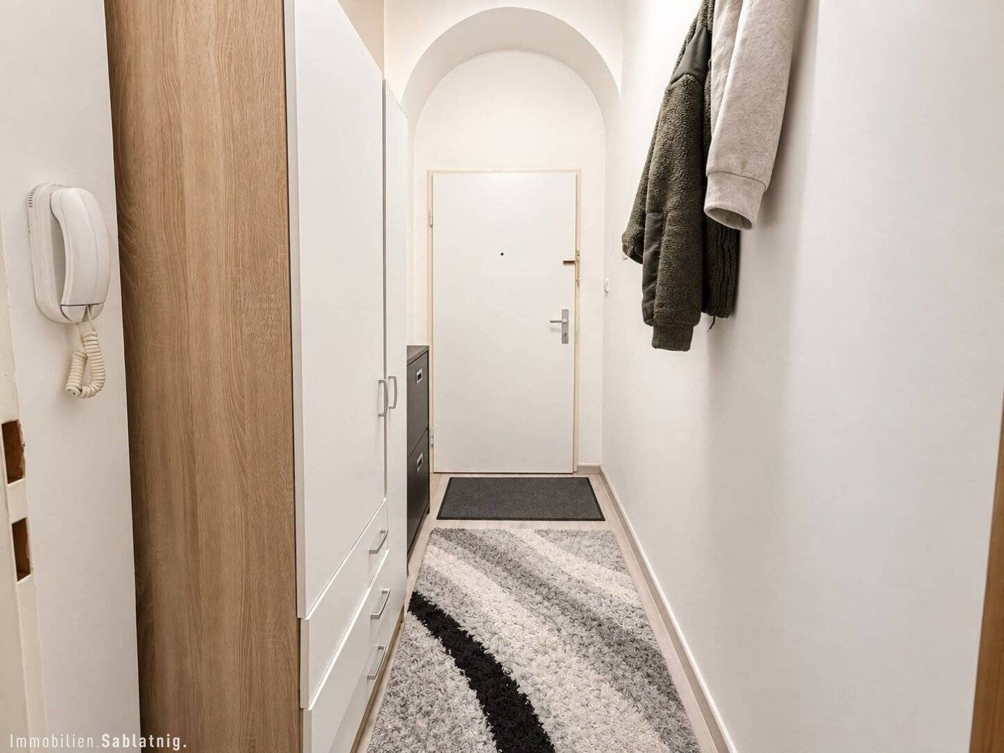 URBAN. COMPACT. CENTRAL! Living in the middle of Vienna with excellent connections and infrastructure that leaves nothing to be desired!