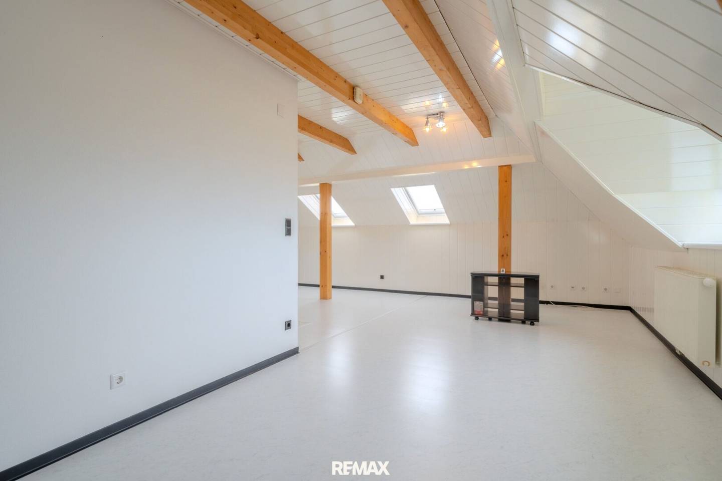 Plenty of Space for New Ideas: Spacious Single-Family House on 1,478 m² Plot