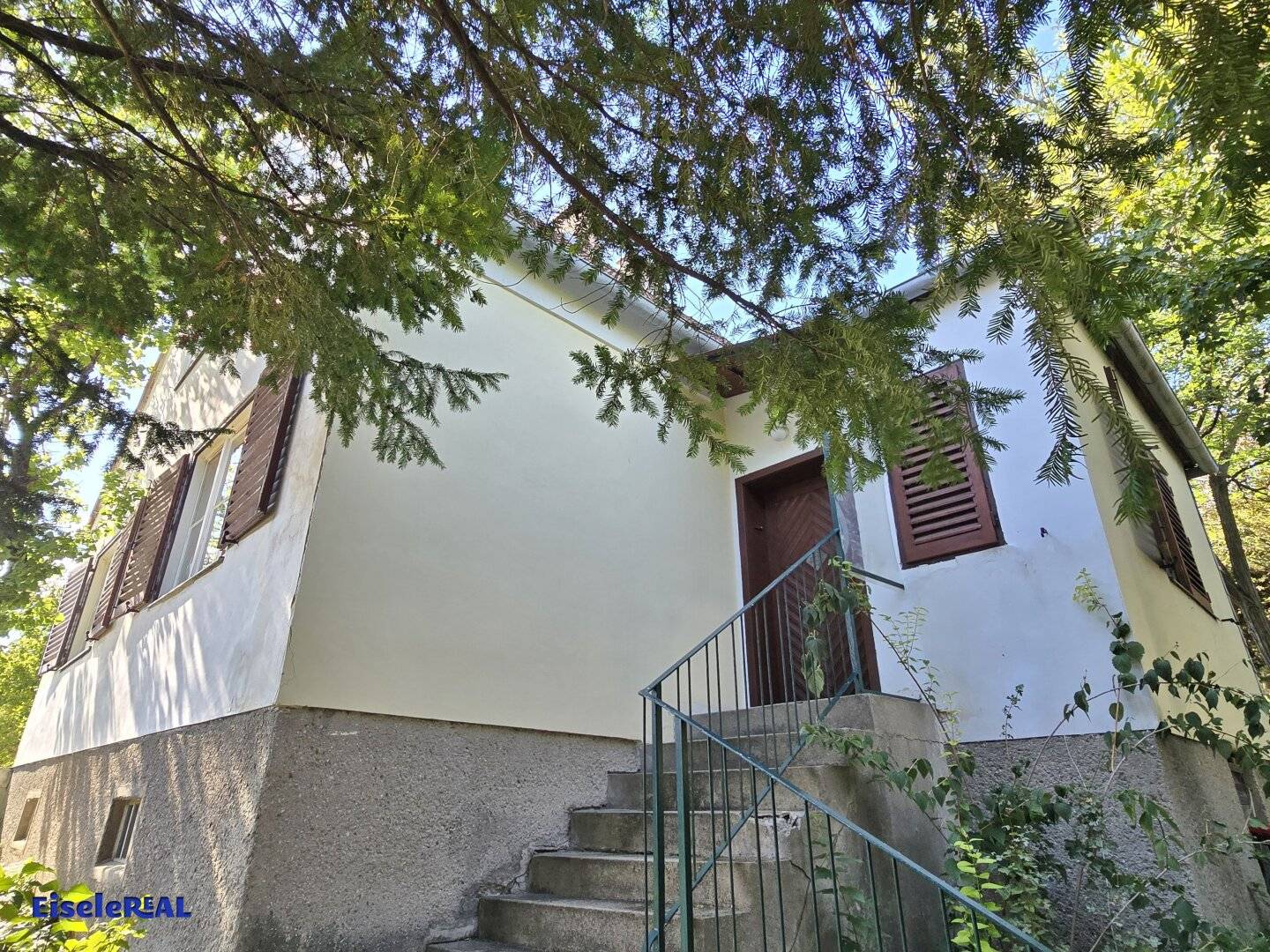 Ruhige Lage – Potential – Verkauf nach Verlassenschaft