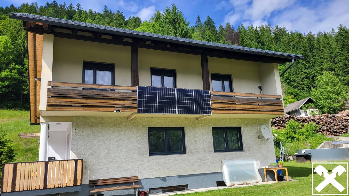 Sonniges Haus mit großem Garten Familienwohnung