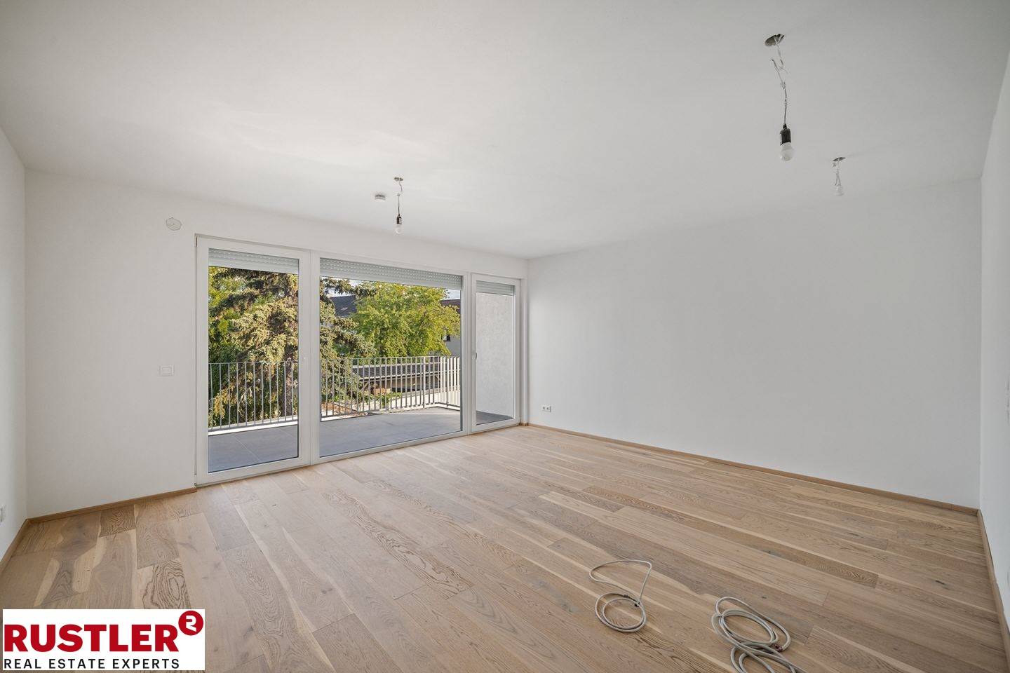 Neubauwohnung in zentraler Lage mit großzügigem Balkon