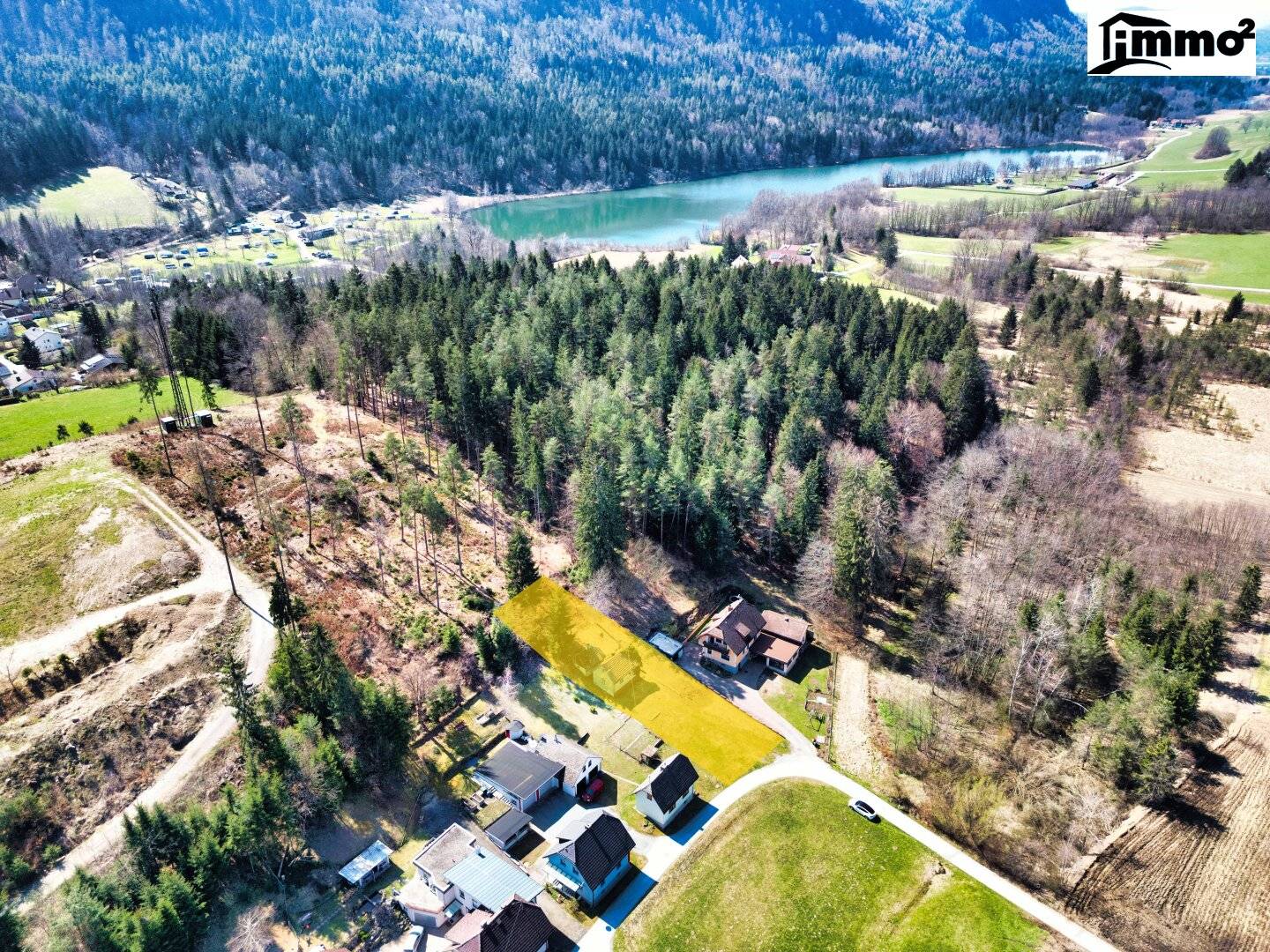 Idyllic building plot near the lake | Crisis proof investment