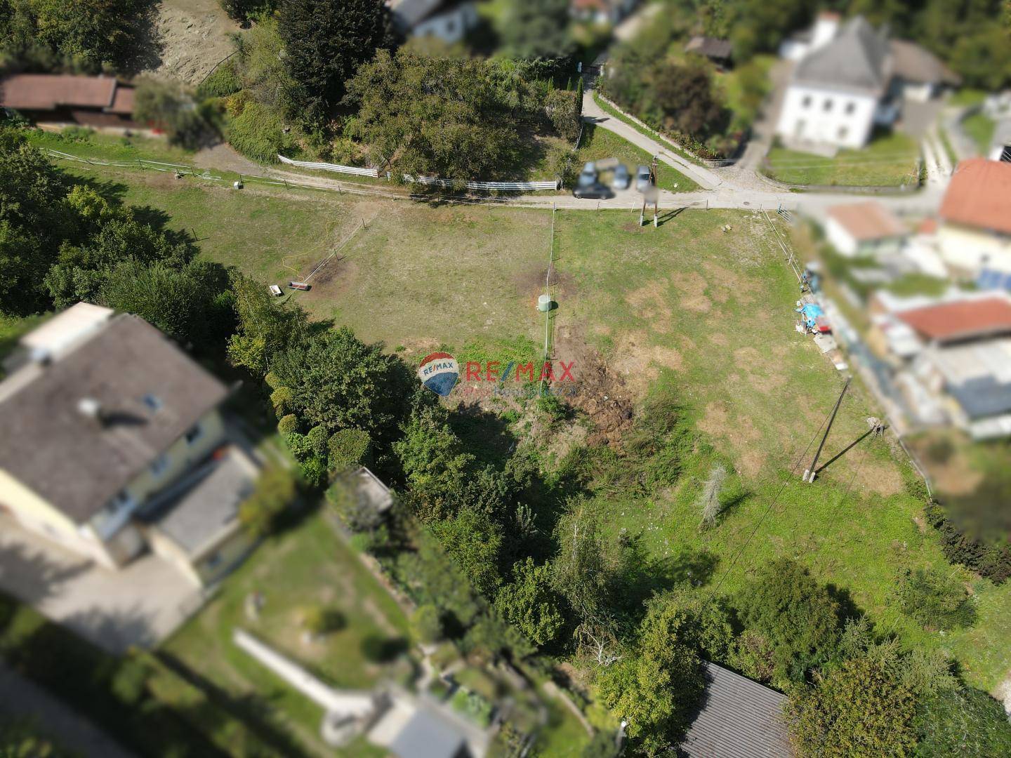 Quiet location near Schloss Hallegg apartment
